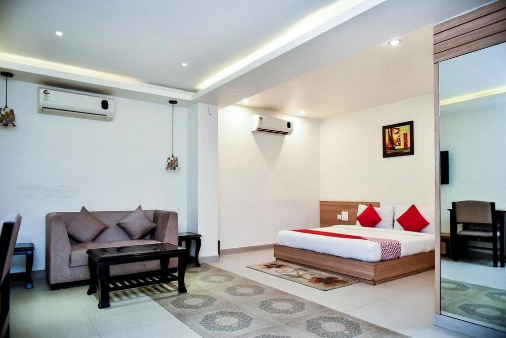 Hotel City Square Hisar Exterior photo